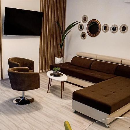Ric Apartament Năvodari Eksteriør billede