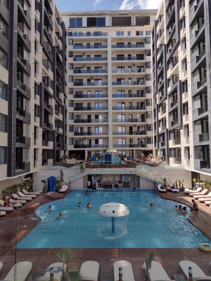 Ric Apartament Năvodari Eksteriør billede