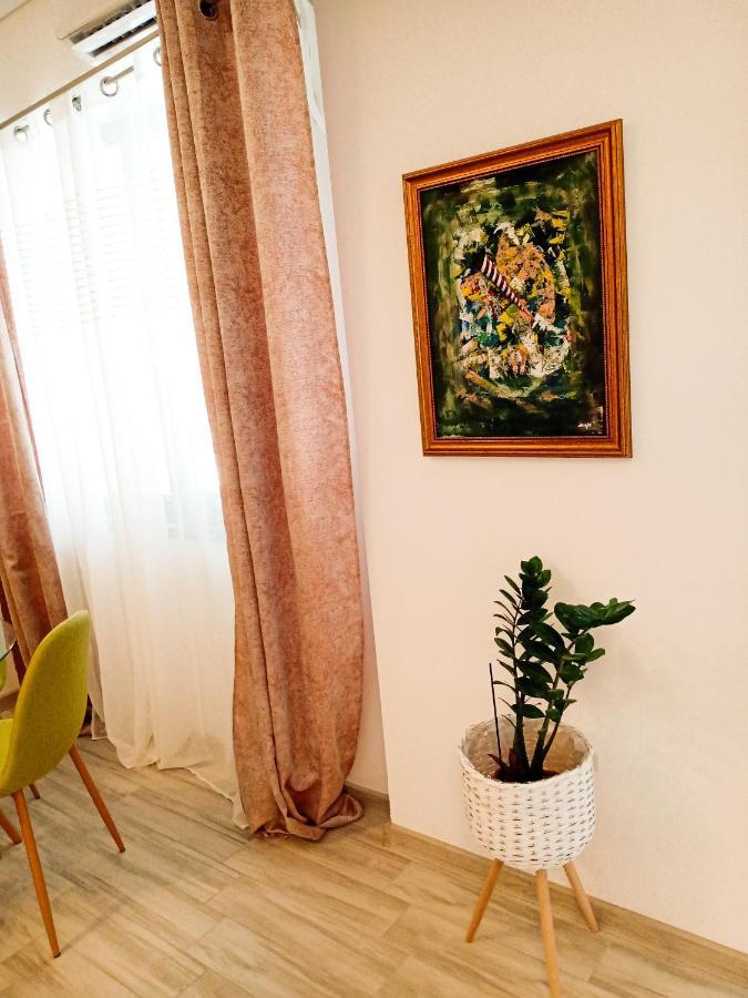 Ric Apartament Năvodari Eksteriør billede